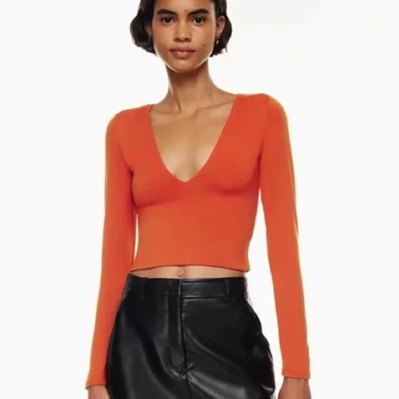 Aritzia Orange Babaton Contour Sculpt V-Neck Long Sleeve - Picture 1 of 4